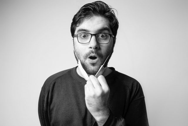 A férfi, aki a legkisebb náthától is ágynak dől…