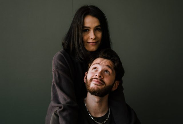 Anyáskodó nők: Miért fosztod meg a pasid a férfiasságától?