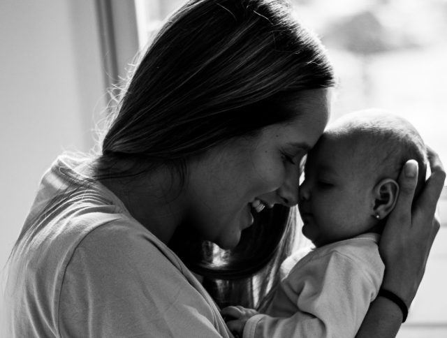 A kisbabám sírását a lelkemmel hallom, nem a fülemmel…