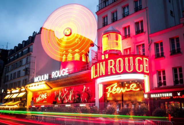 Egy este a Moulin Rouge-ban: Mámor, művészet, erotika…