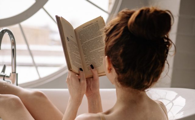 Introvertált vagyok és élvezem – miért akartok megváltoztatni?!